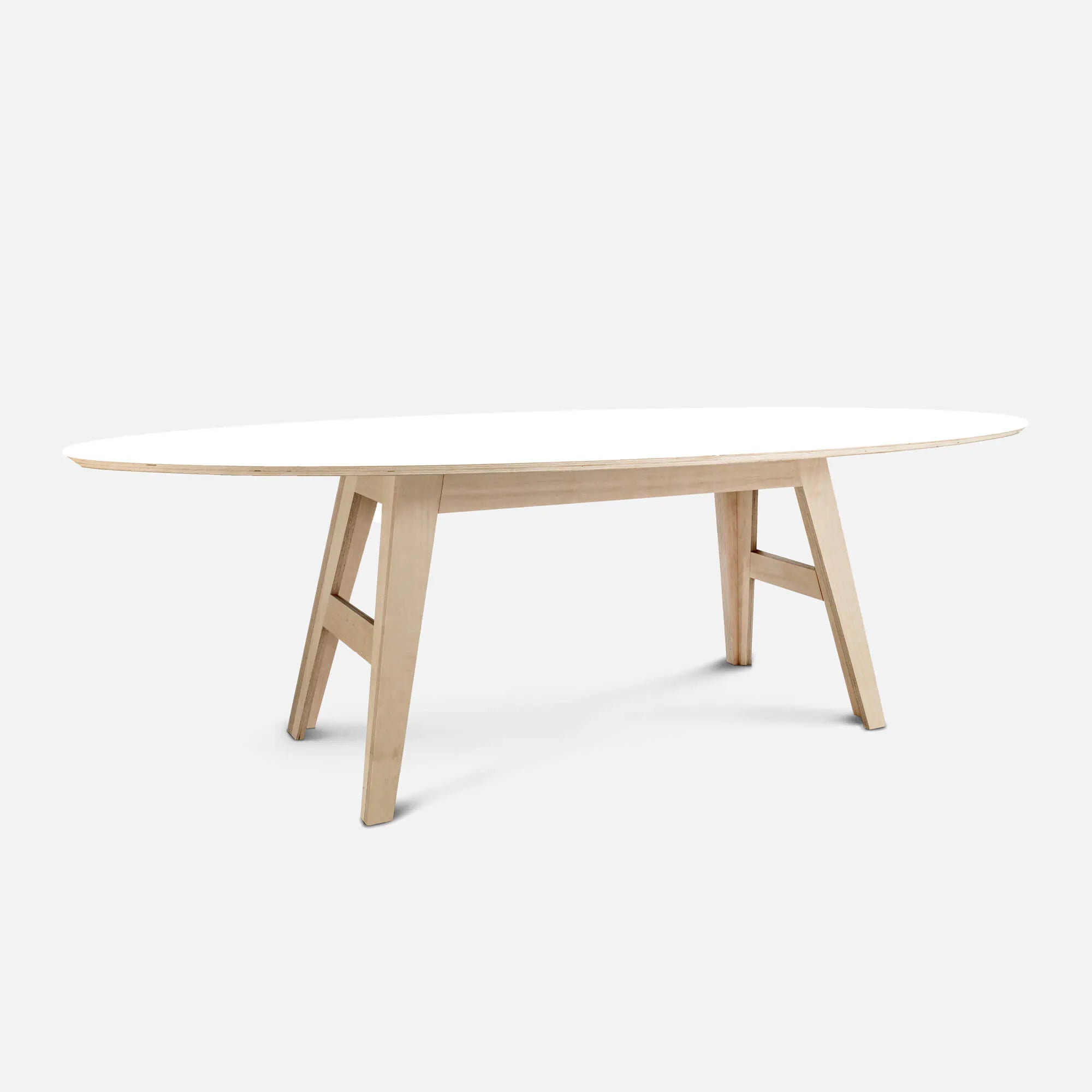 ovale design tafel ecoplex wit RAL9010 schuin