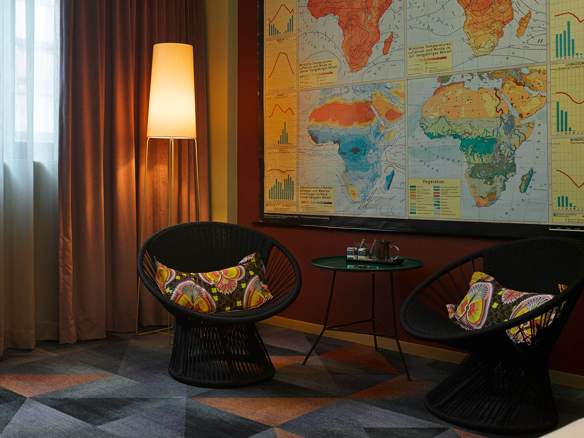design lamp taupe