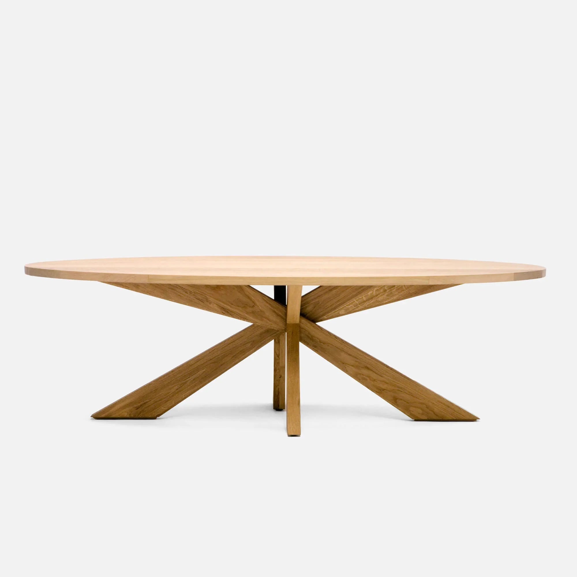 ovale design tafel eiken matte lak