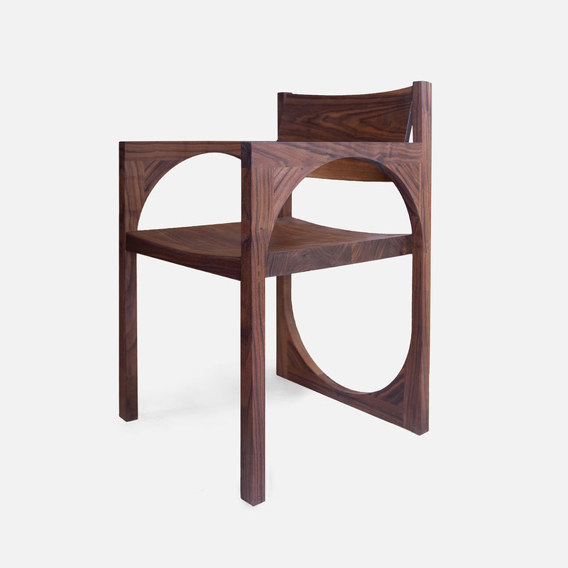 Loupe chair ontworpen door Sarah Trenité