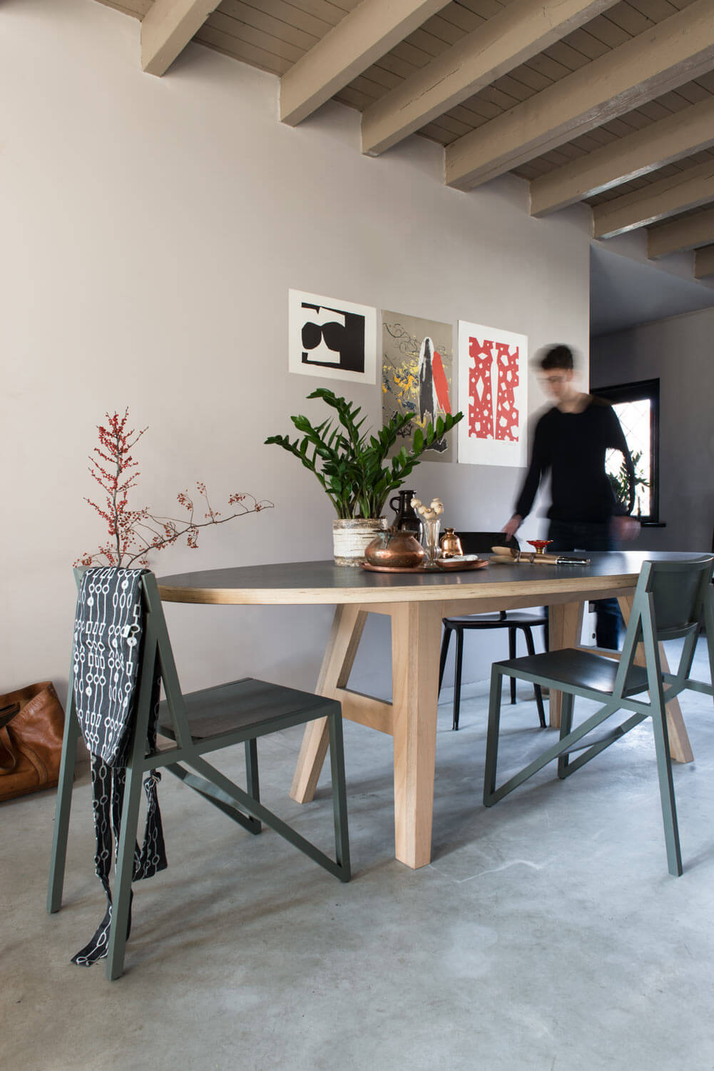 ovale design eettafel fenix grijs