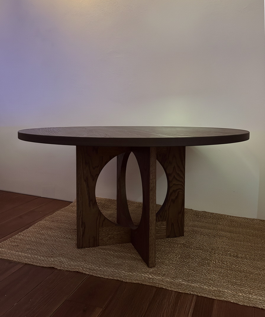 Ronde design tafel eiken - Pupil showroom model