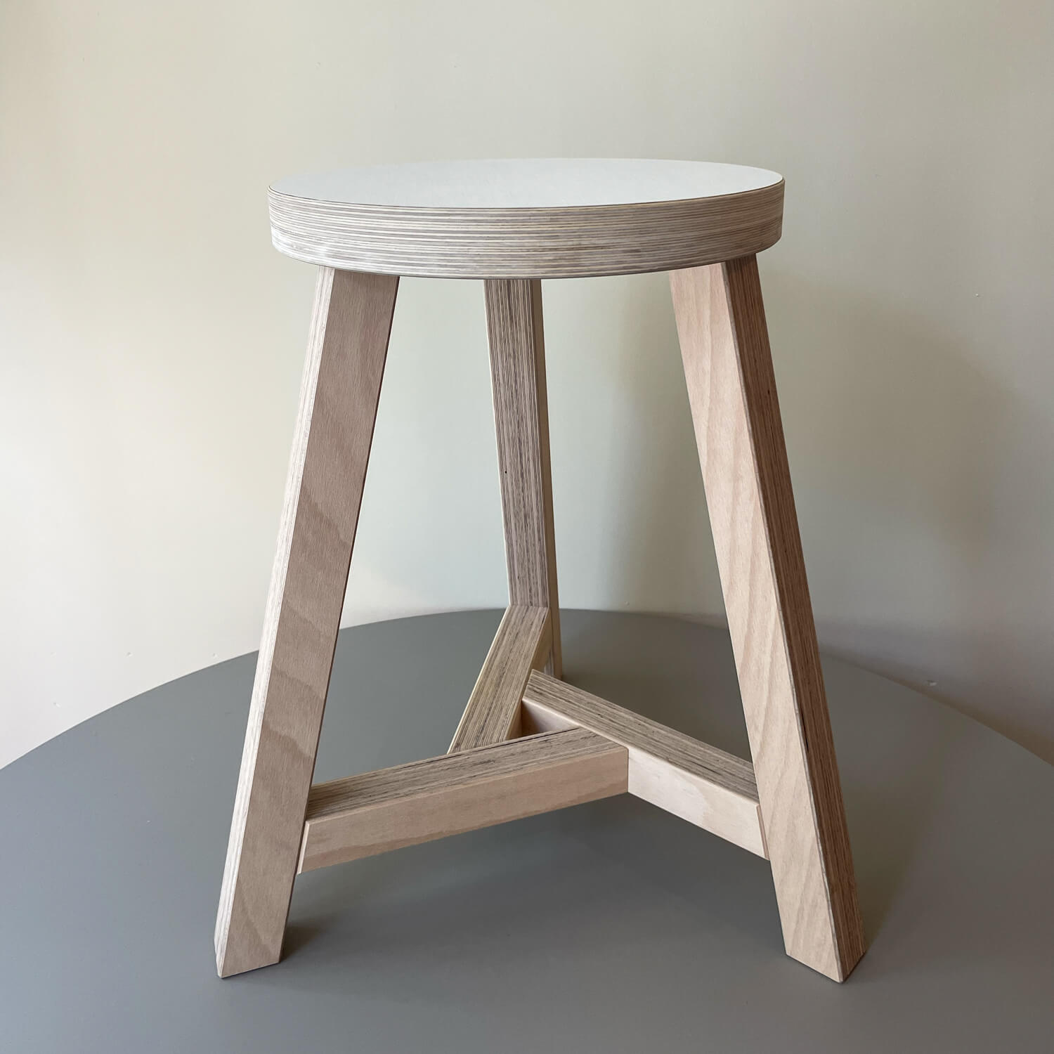 design bijzettafel offwhite linnenstructuur