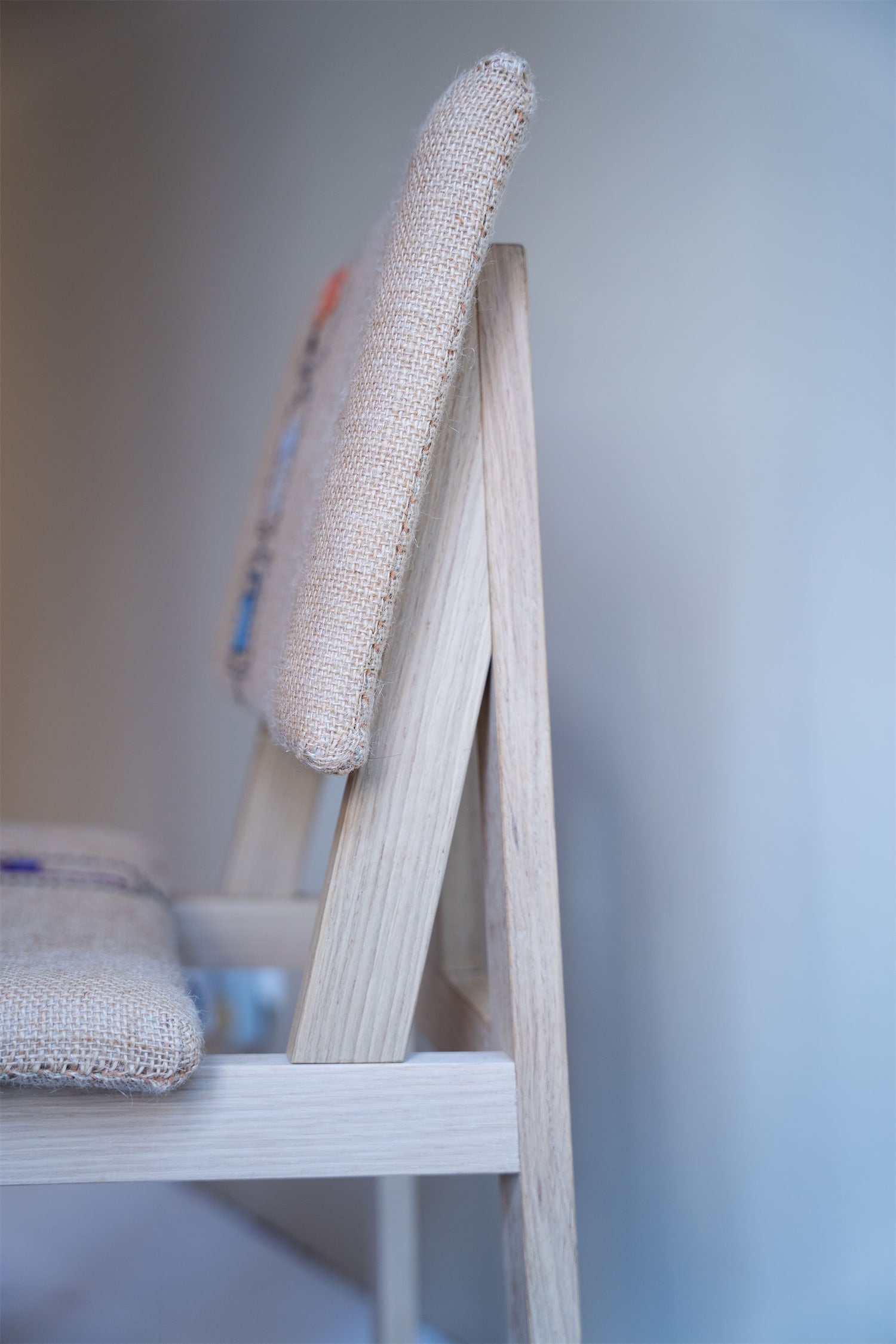 Pretty Ordinary Kitchen stoel | Arp design